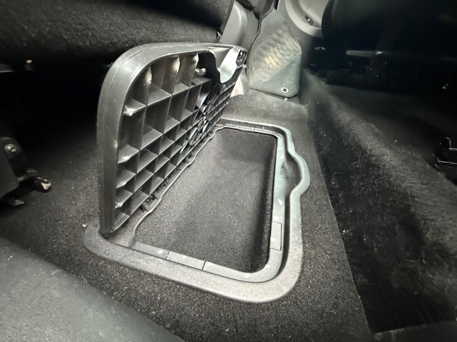 Used Citroen C3 Picasso 2015 for sale - 76270927: Photo 44