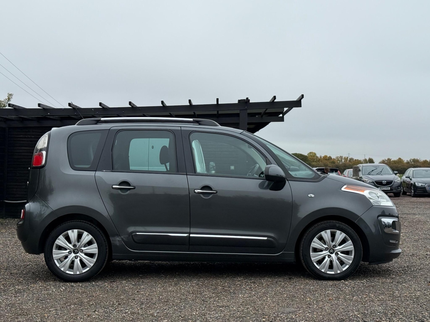 Used Citroen C3 Picasso 2015 for sale - 76270927: Photo 7