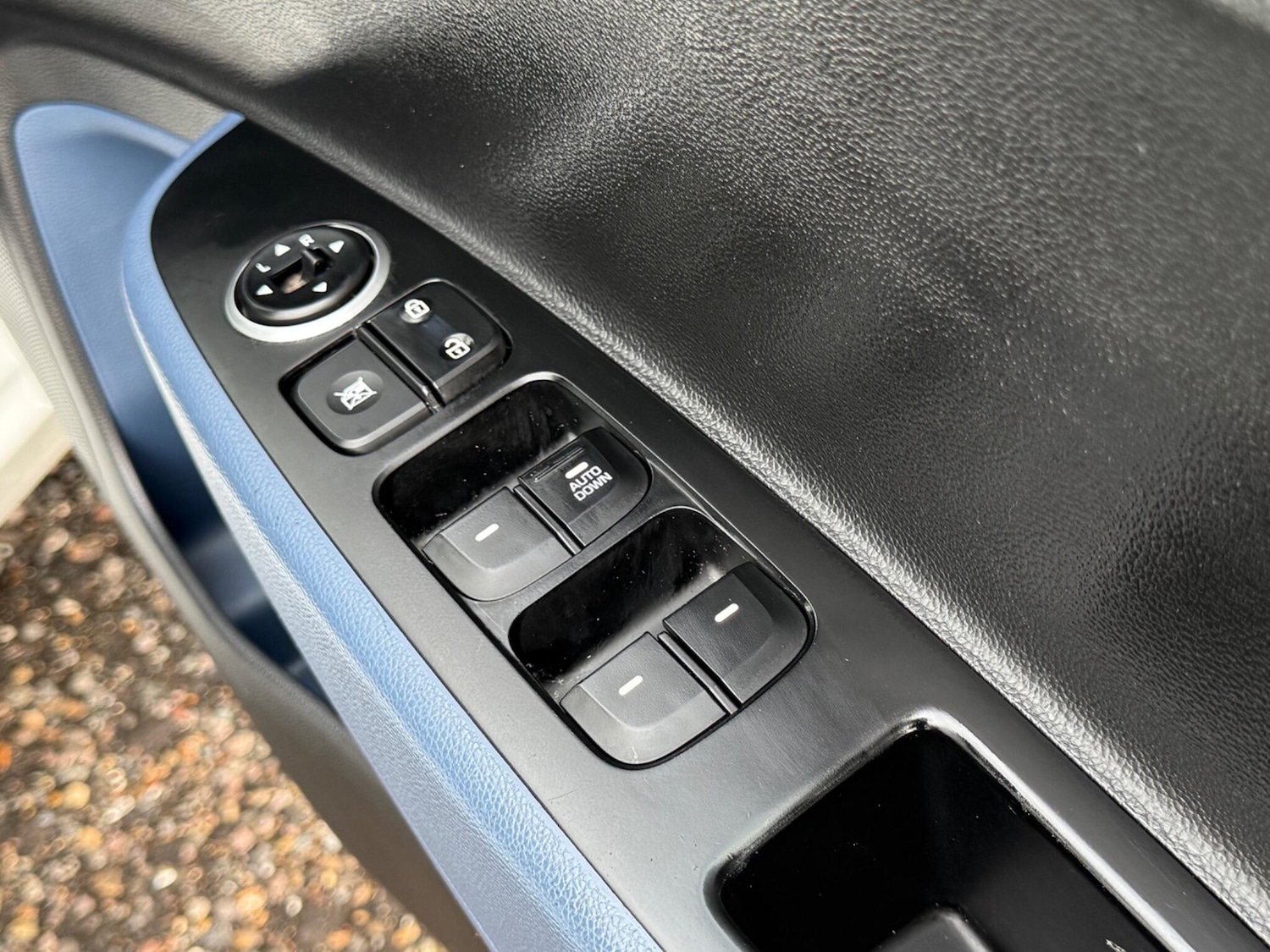 Used Hyundai i10 2015 for sale - 76549190: Photo 22