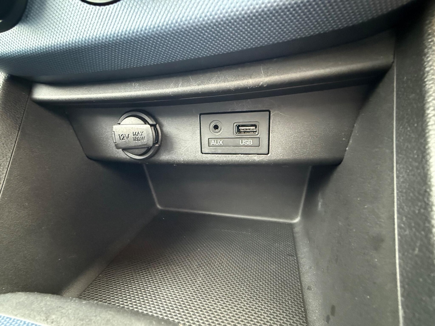 Used Hyundai i10 2015 for sale - 76549190: Photo 26