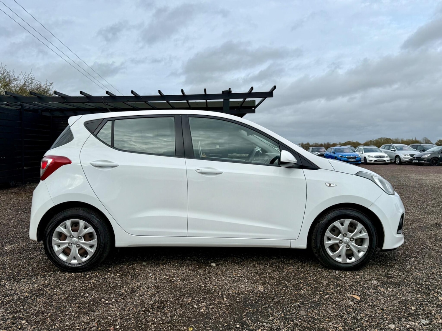 Used Hyundai i10 2015 for sale - 76549190: Photo 4