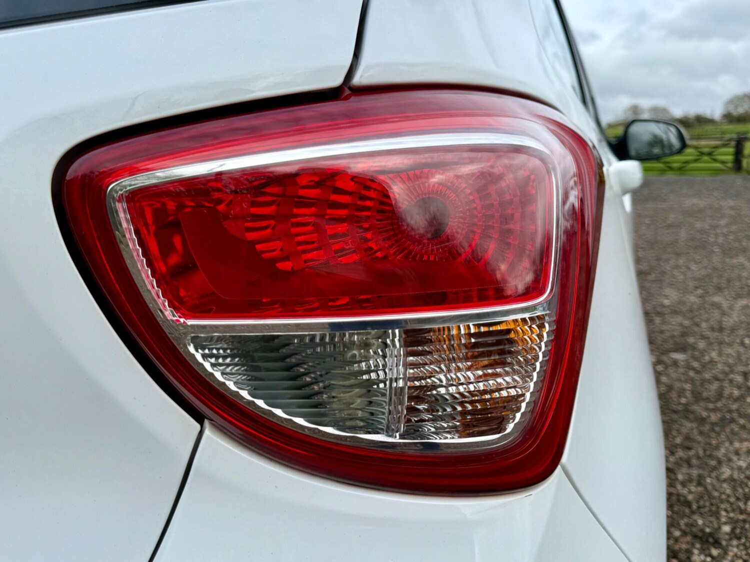 Used Hyundai i10 2015 for sale - 76549190: Photo 41