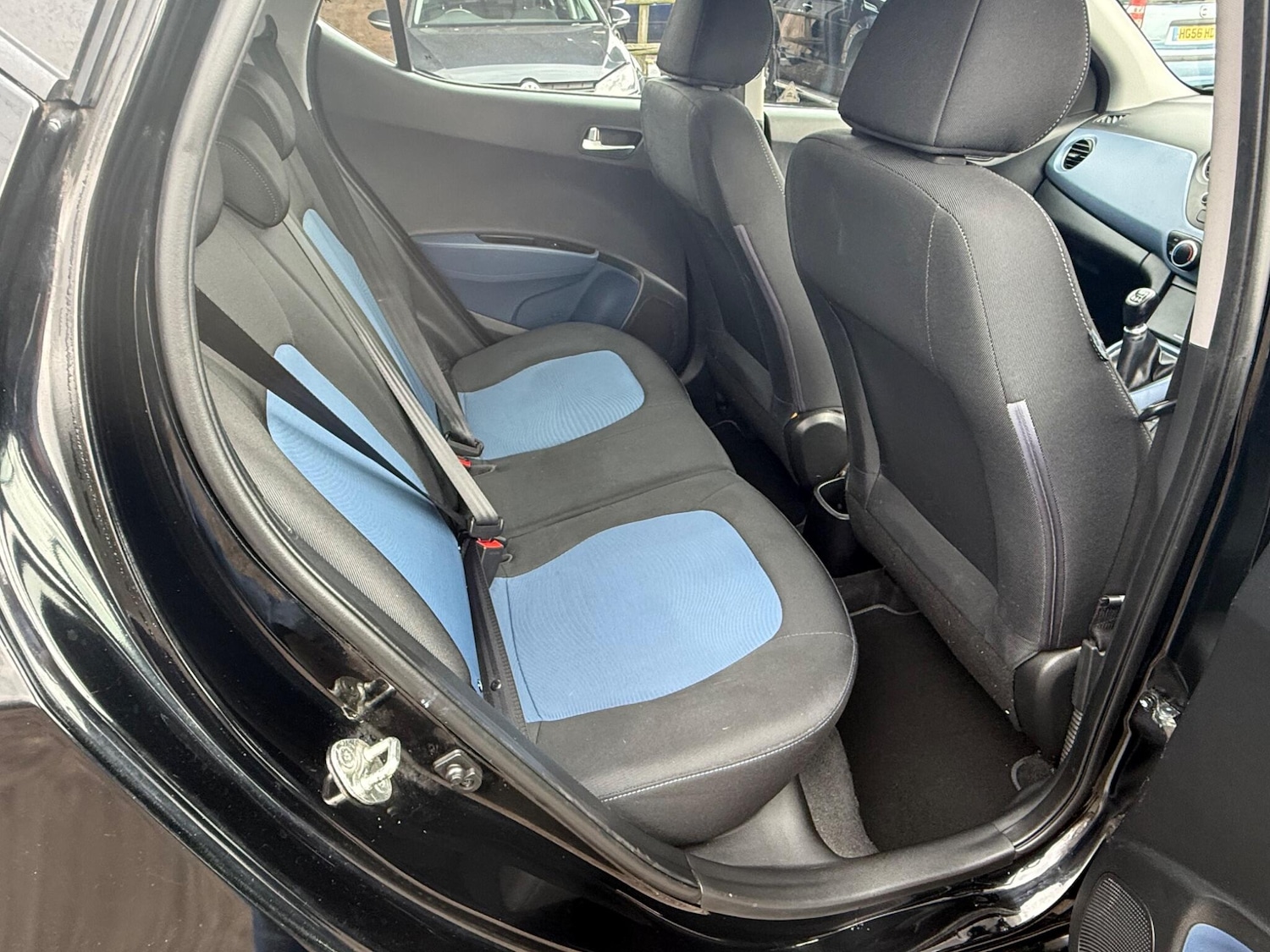 Used Hyundai i10 2014 for sale - 77587221: Photo 24