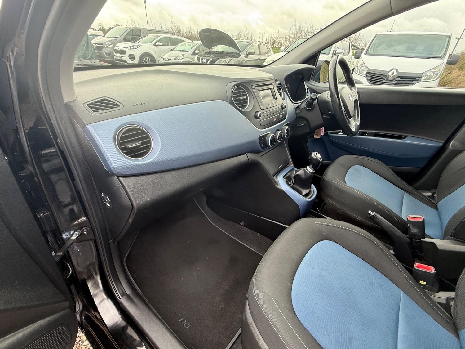 Used Hyundai i10 2014 for sale - 77587221: Photo 42