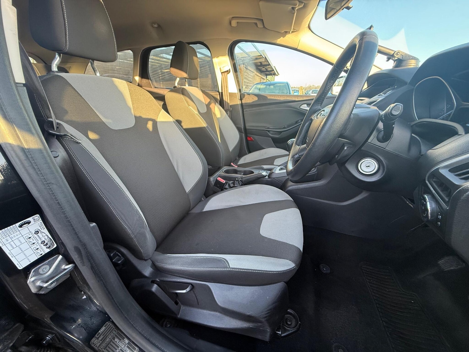 Used Ford Focus 2012 for sale - 76942502: Photo 17