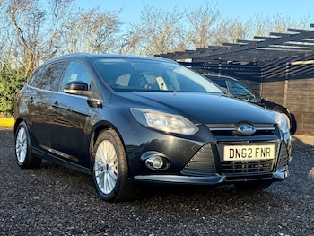 2012 (62) - 1.0T EcoBoost Zetec Euro 5 (s/s) 5dr
