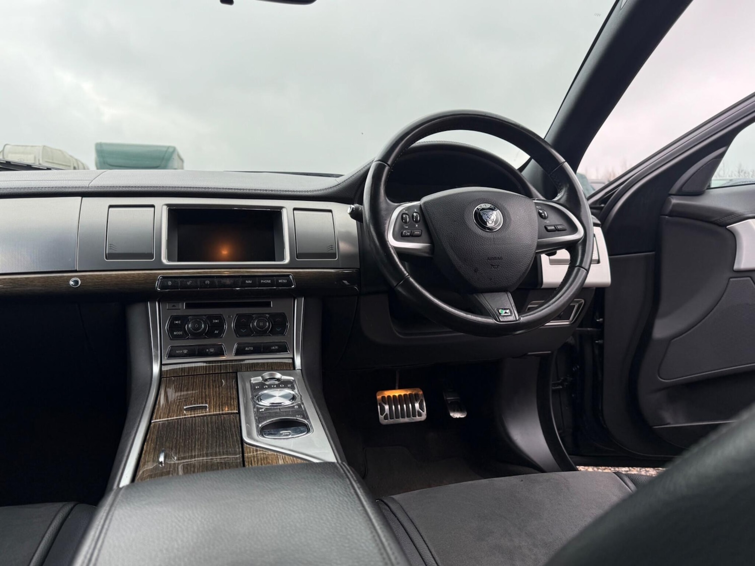 Used Jaguar XF 2014 for sale - 77411100: Photo 24