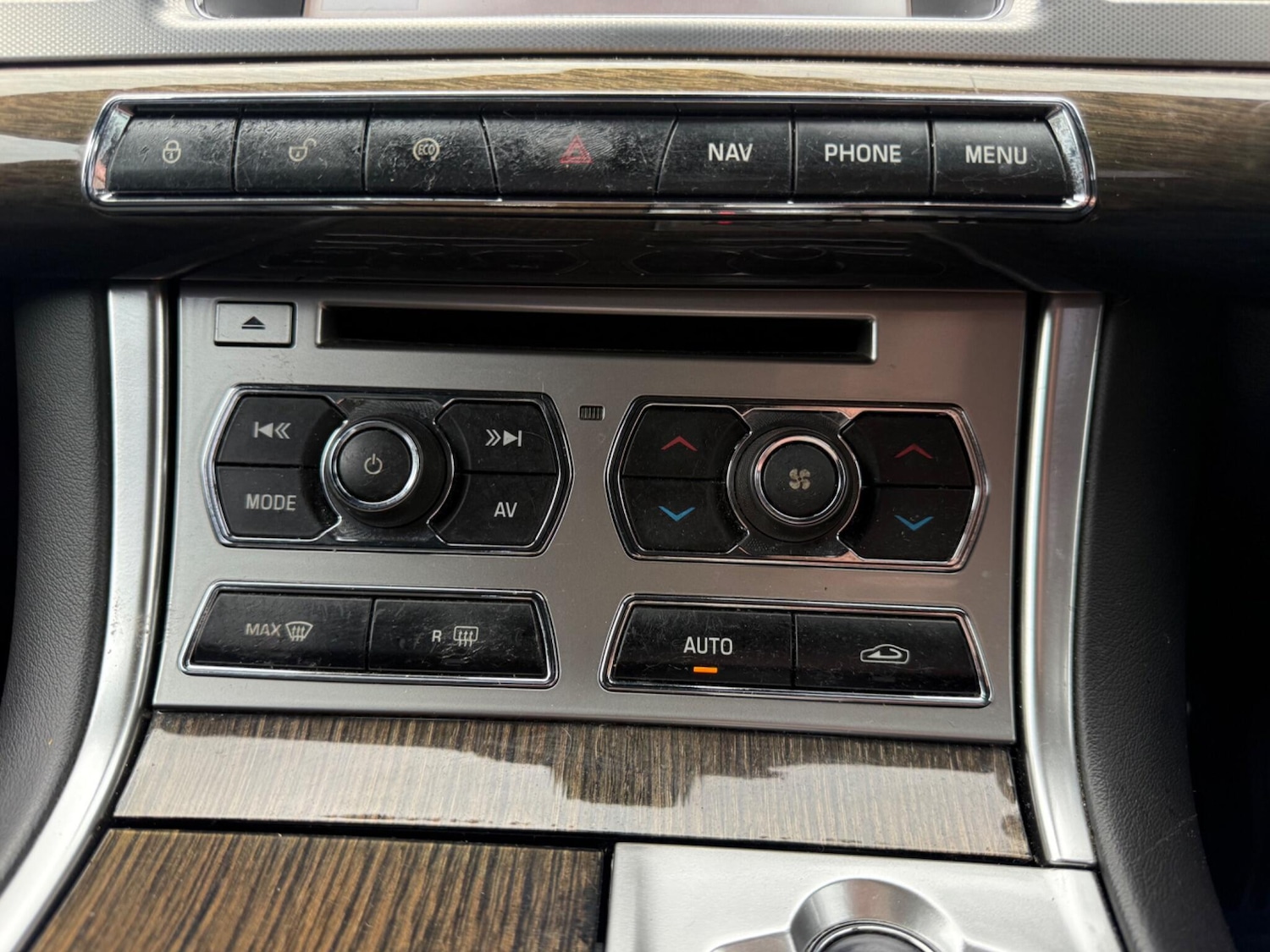 Used Jaguar XF 2014 for sale - 77411100: Photo 29