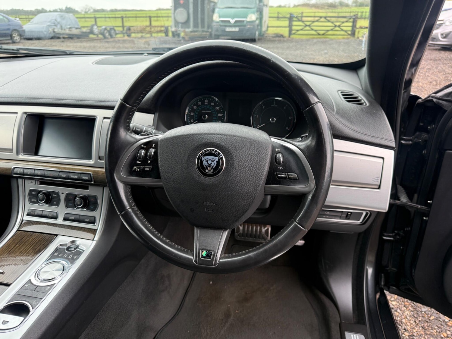 Used Jaguar XF 2014 for sale - 77411100: Photo 41