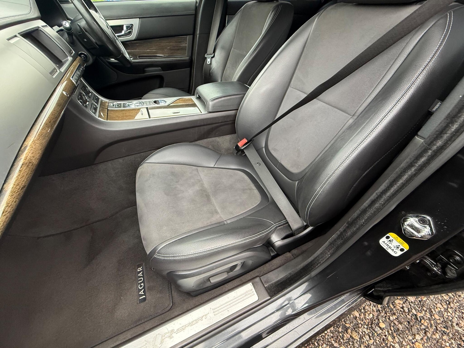 Used Jaguar XF 2014 for sale - 77411100: Photo 44