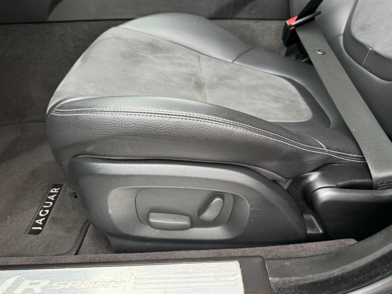 Used Jaguar XF 2014 for sale - 77411100: Photo 47