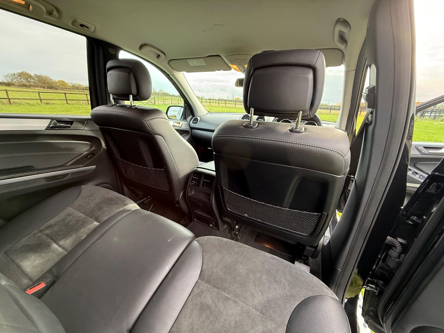 Used Mercedes-Benz M Class 2010 for sale - 76408746: Photo 24