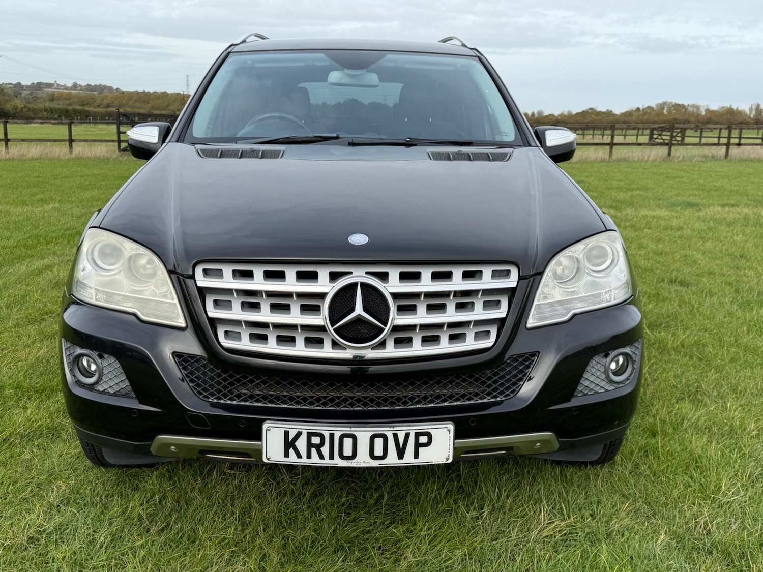 Used Mercedes-Benz M Class 2010 for sale - 76408746: Photo 6