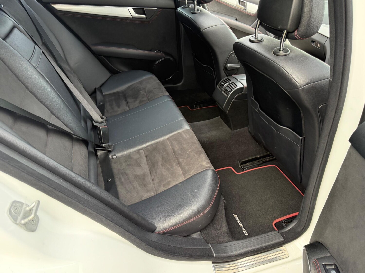 Used Mercedes-Benz C Class 2013 for sale - 76561895: Photo 44