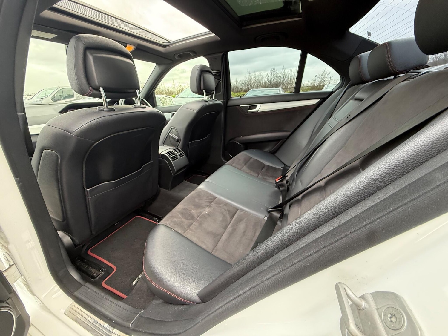 Used Mercedes-Benz C Class 2013 for sale - 76561895: Photo 48