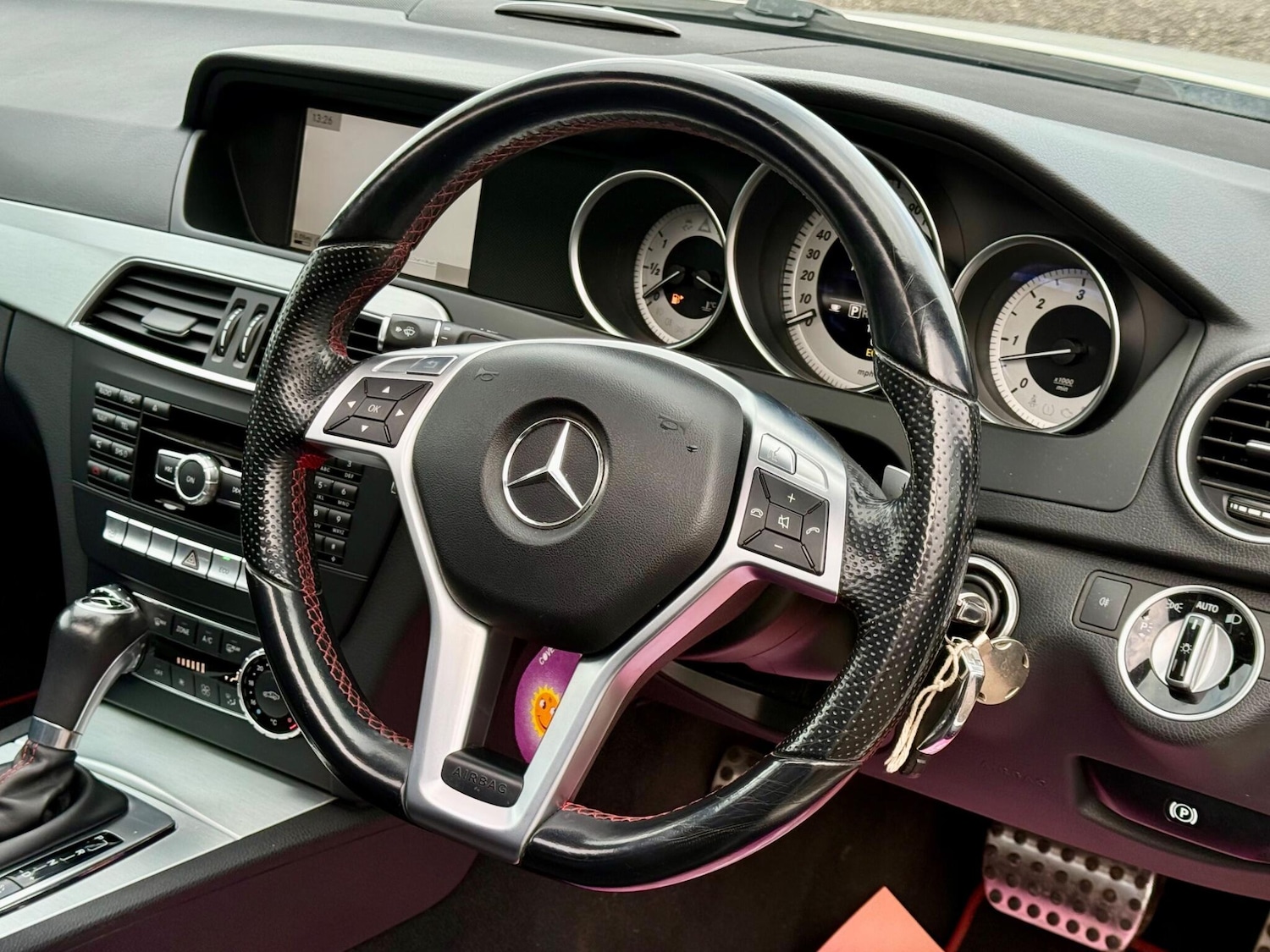 Used Mercedes-Benz C Class 2013 for sale - 76561895: Photo 76