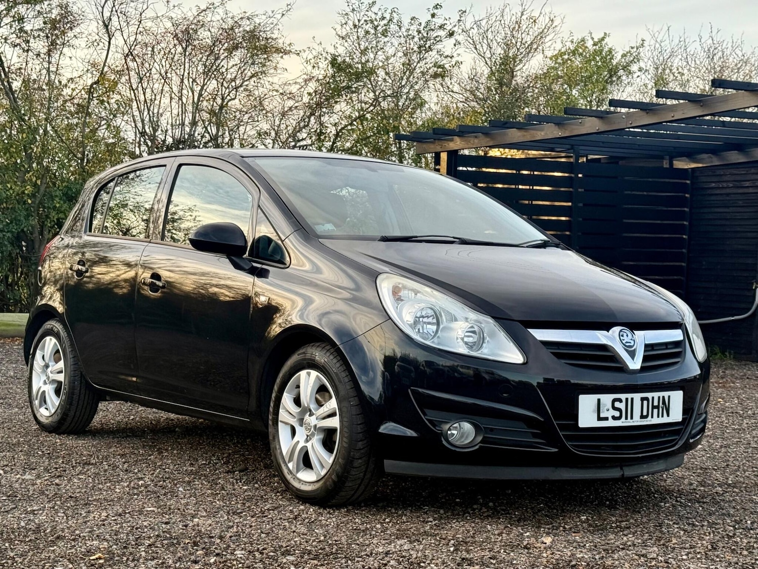 Used Vauxhall Corsa 2011 for sale - 76573372: Photo 1