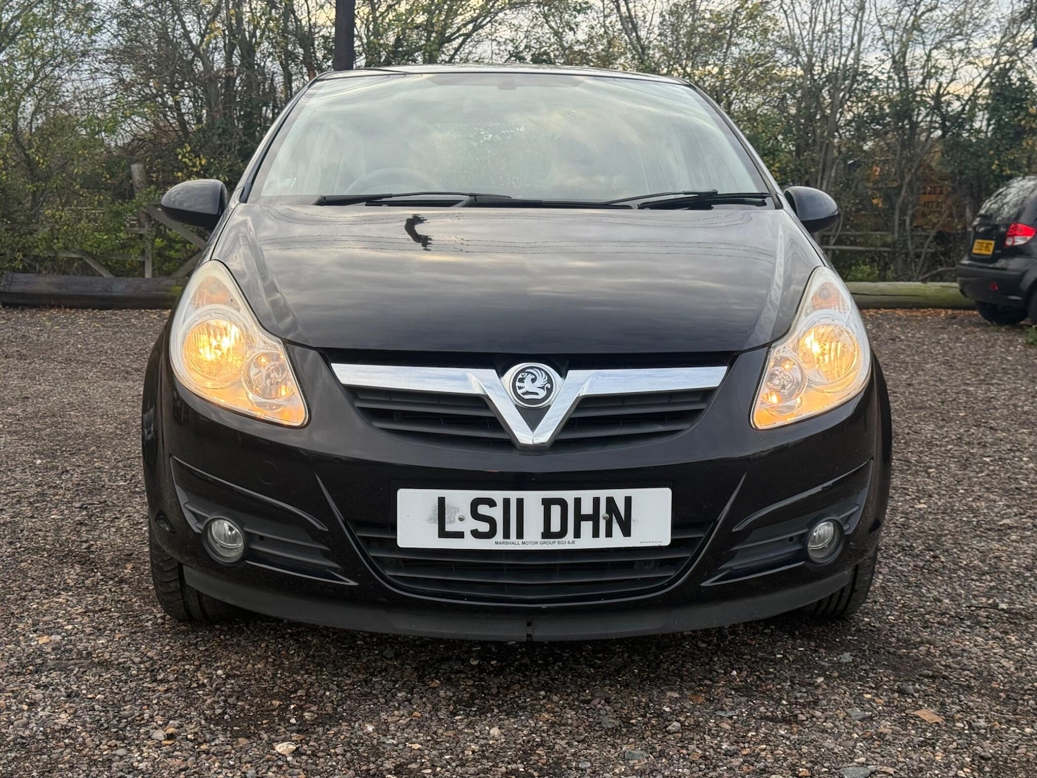 Used Vauxhall Corsa 2011 for sale - 76573372: Photo 2
