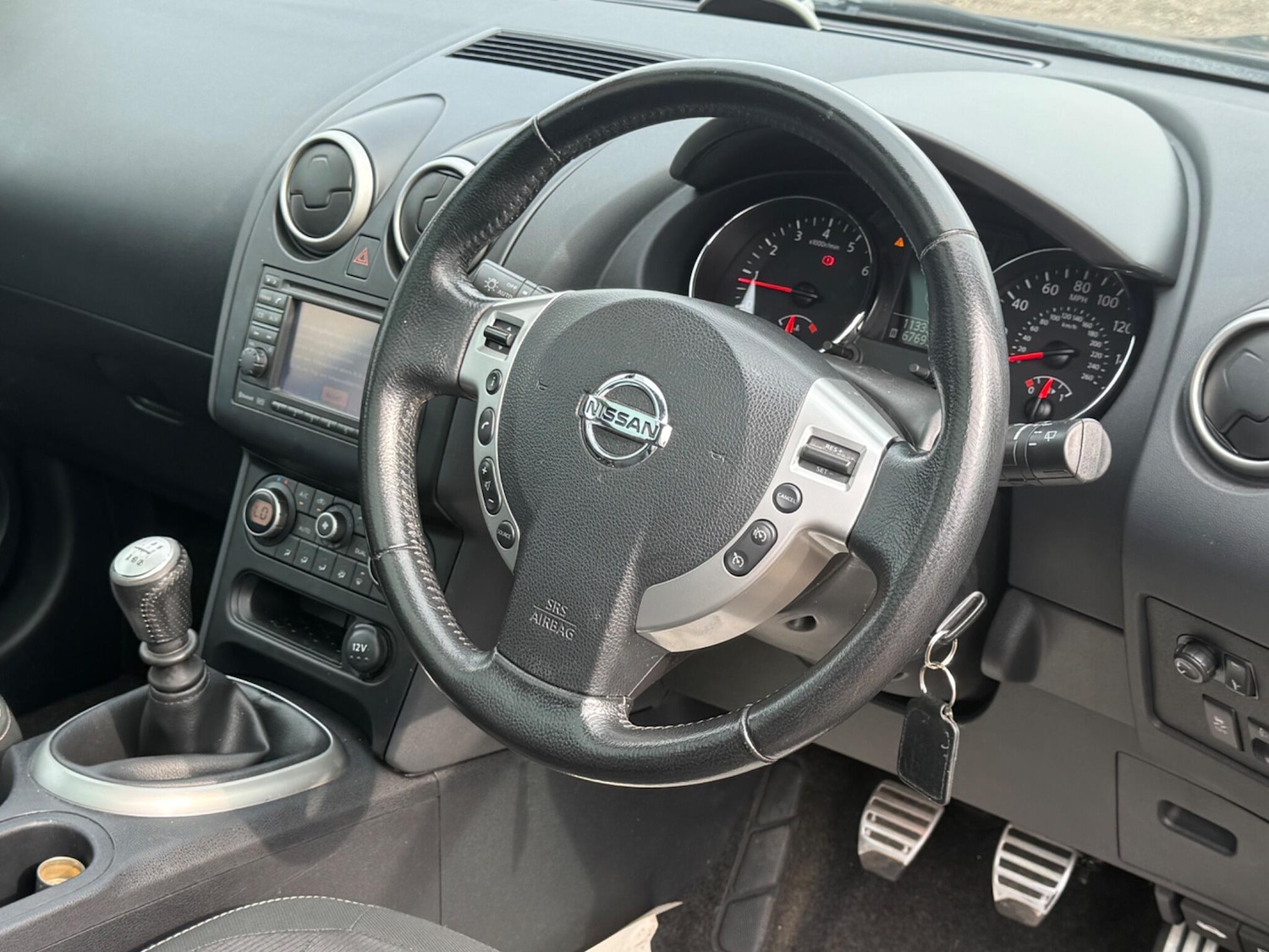 Used Nissan Qashqai 2010 for sale - 77925532: Photo 9