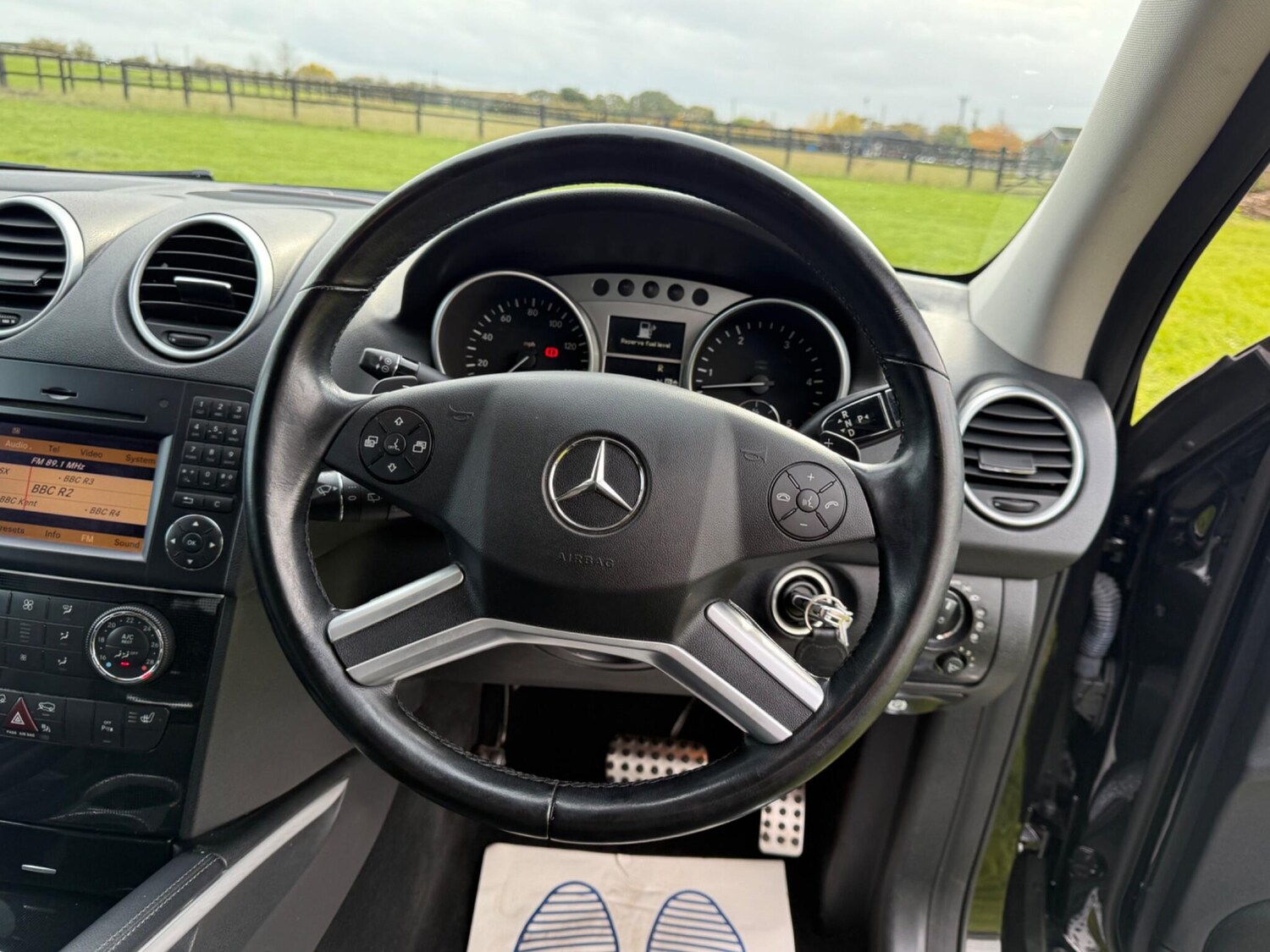 Used Mercedes-Benz M Class 2010 for sale - 76976830: Photo 40