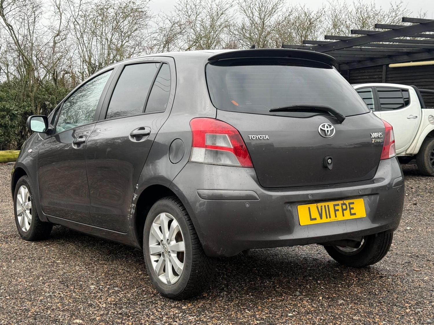 Used Toyota Yaris 2011 for sale - 77410909: Photo 4