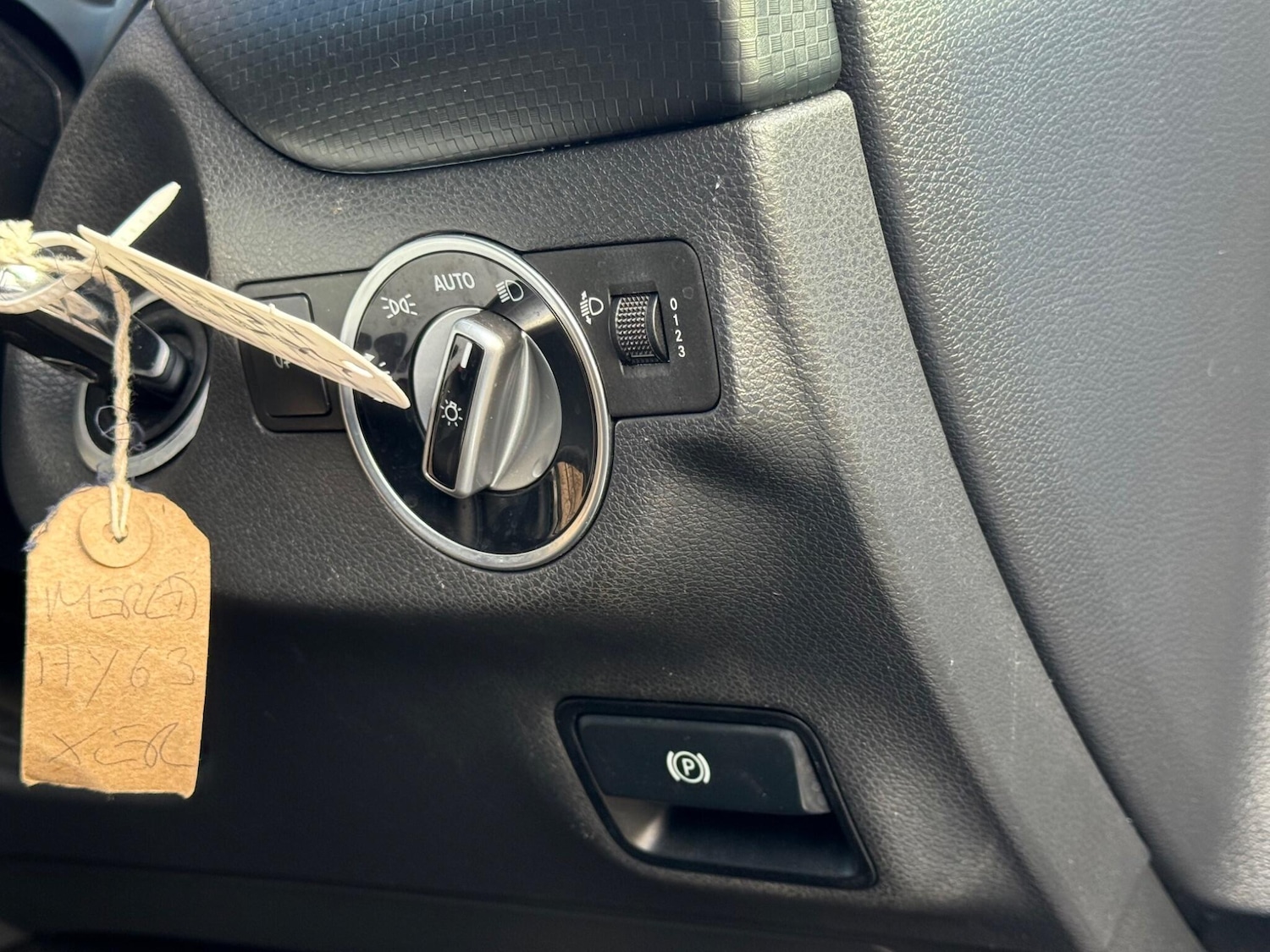 Used Mercedes-Benz A-Class 2013 for sale - 76824545: Photo 48