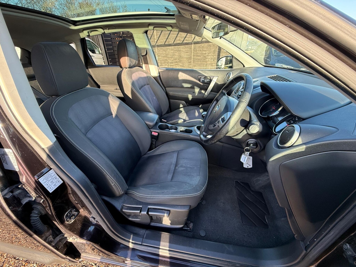 Used Nissan Qashqai 2012 for sale - 77066937: Photo 27