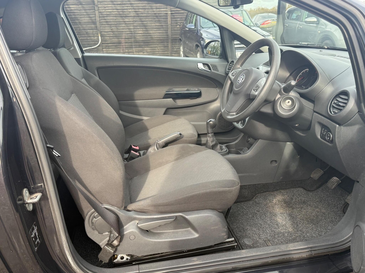 Used Vauxhall Corsa 2011 for sale - 77586047: Photo 21