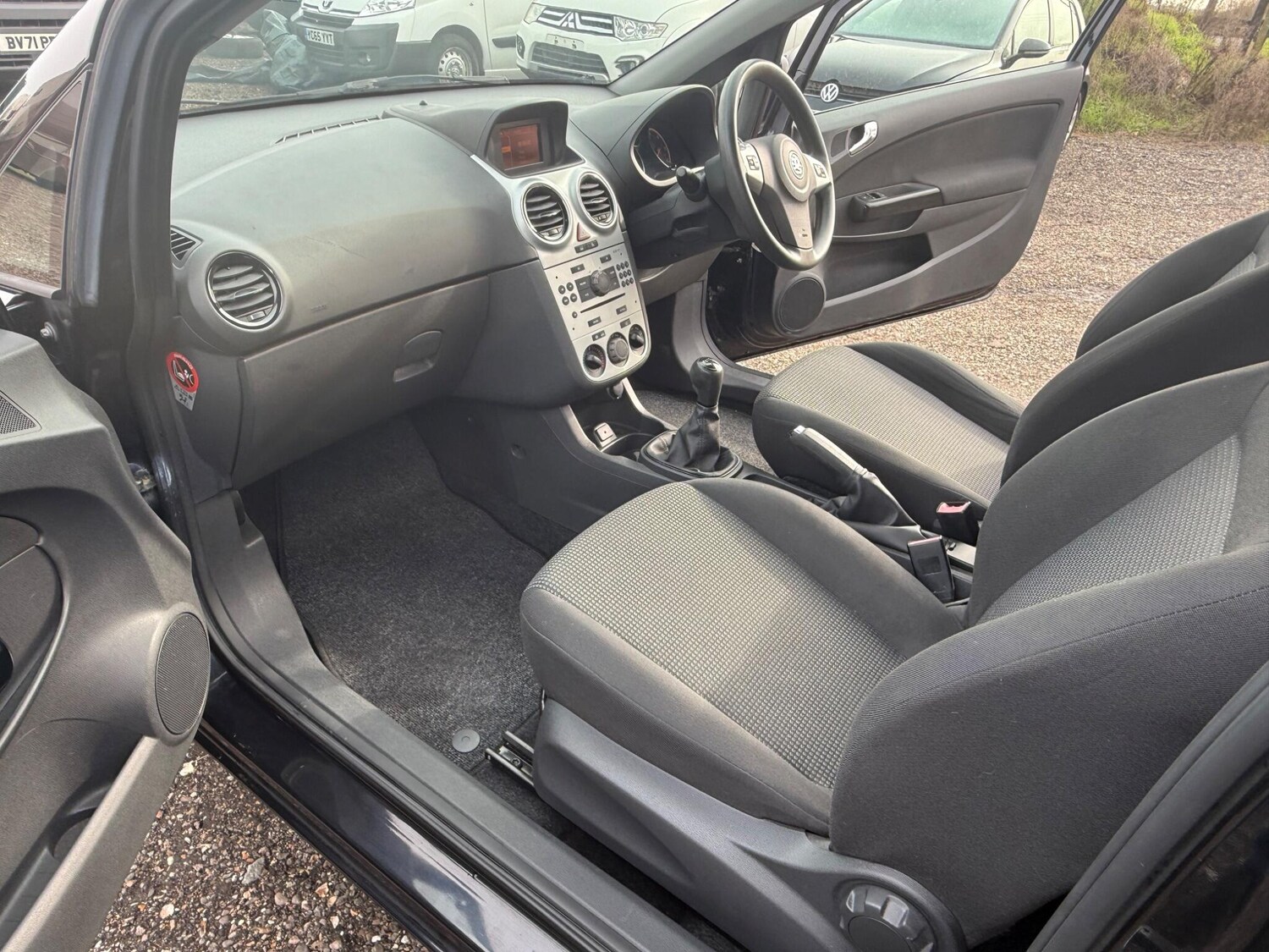 Used Vauxhall Corsa 2011 for sale - 77586047: Photo 34