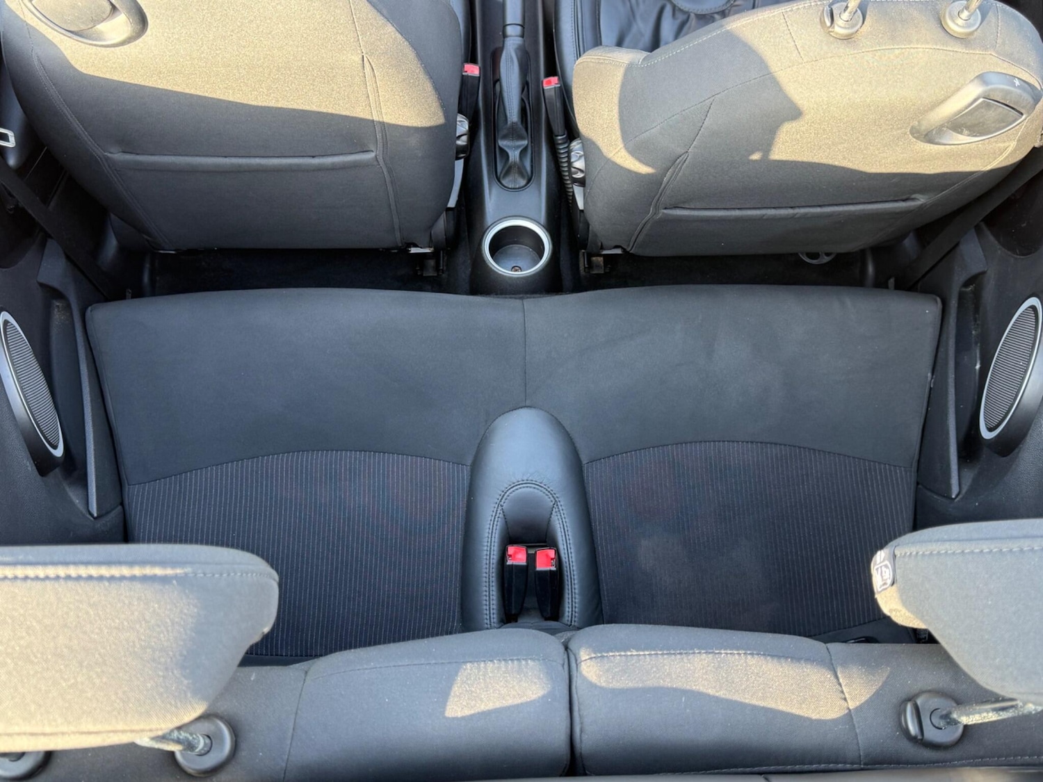 Used MINI Convertible 2010 for sale - 77737431: Photo 28