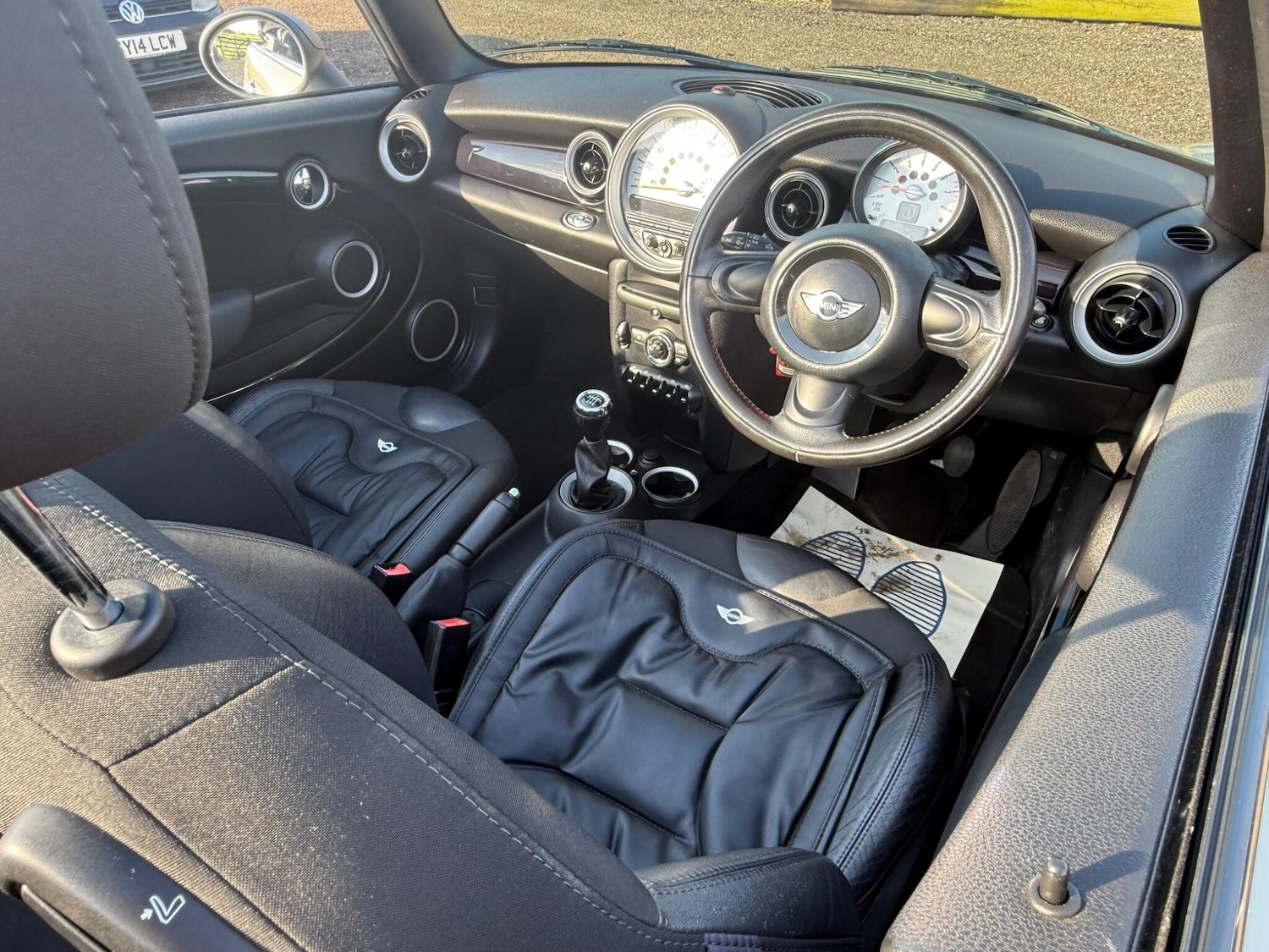 Used MINI Convertible 2010 for sale - 77737431: Photo 30