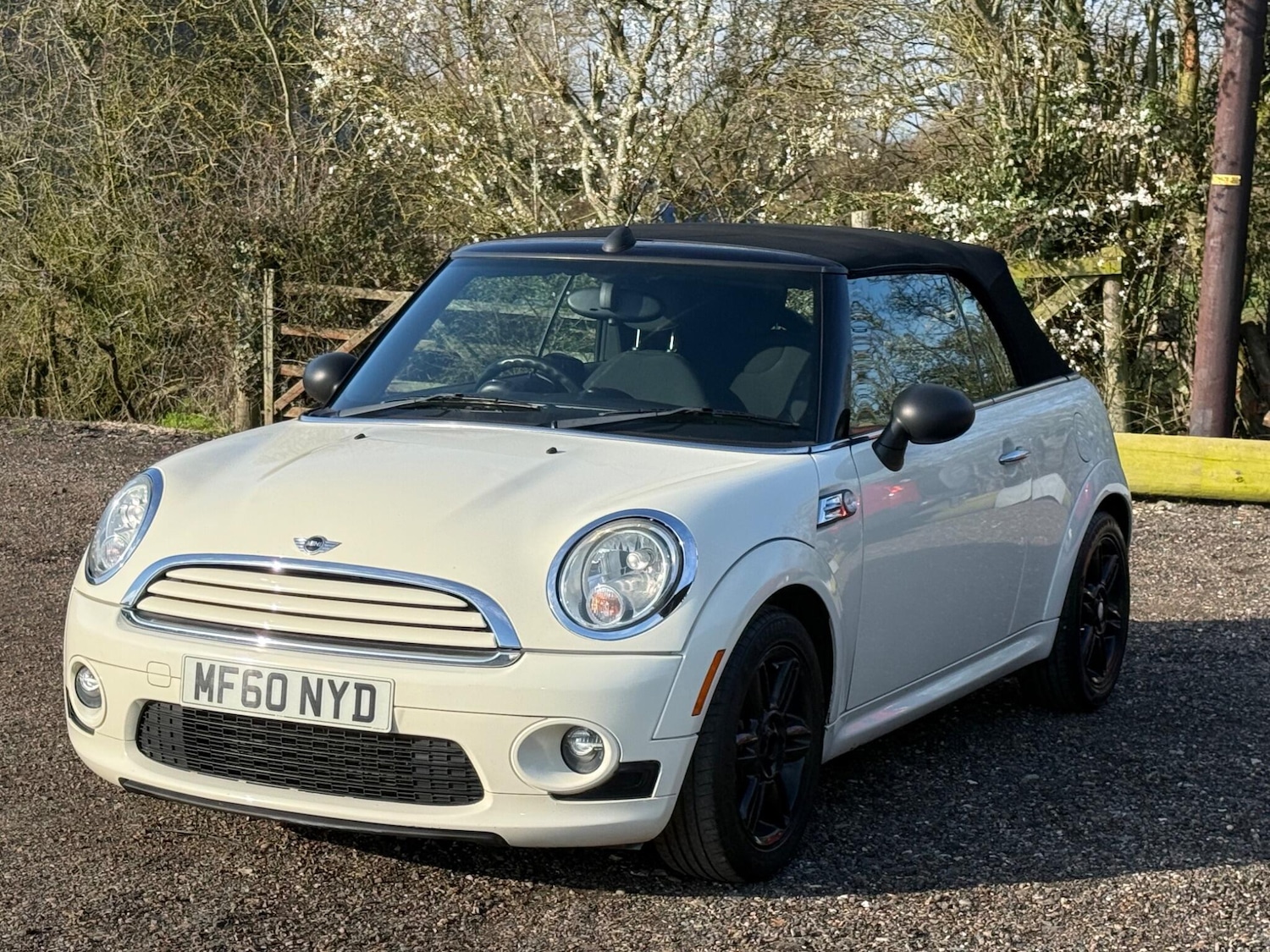 Used MINI Convertible 2010 for sale - 77737431: Photo 4