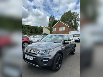 Used Land Rover Discovery Sport 2015 for sale - 78633737: Photo