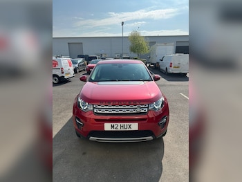 Used Land Rover Discovery Sport 2017 for sale - 78403282: Photo