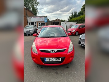 Used Hyundai i20 2010 for sale - 79578076: Photo