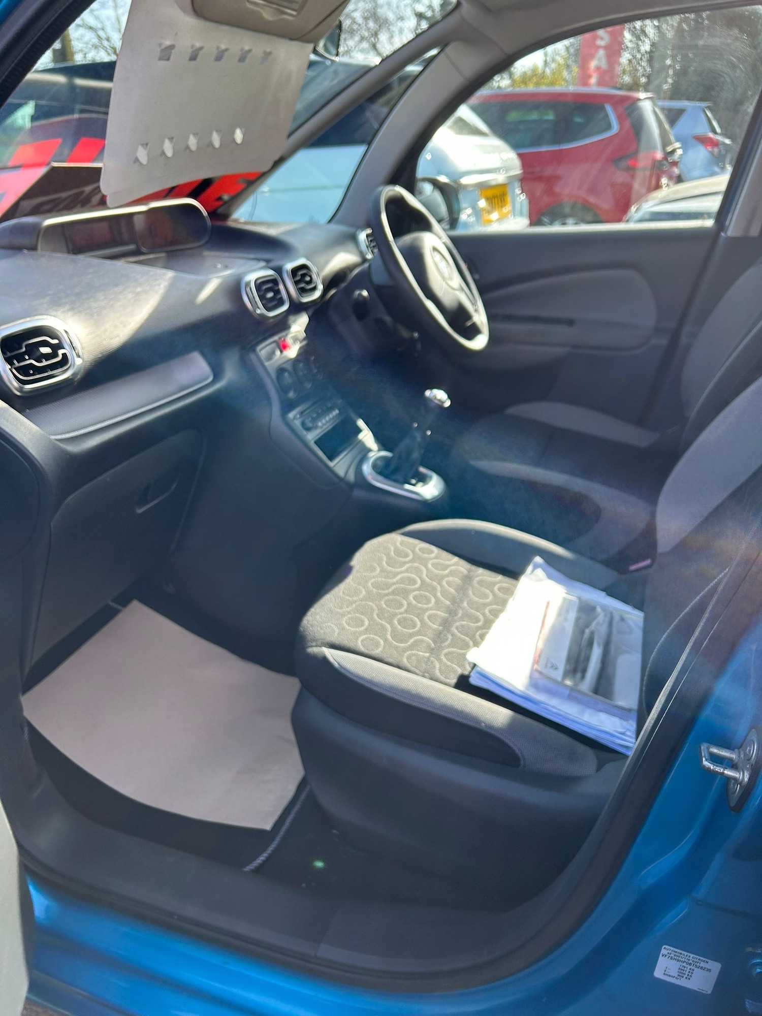 Used Citroen C3 Picasso 2011 for sale - 77991923: Photo 13