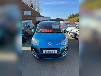 Used Citroen C3 Picasso 2011 for sale - 77991923: Photo