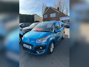 Used Citroen C3 Picasso 2011 for sale - 77991923: Photo