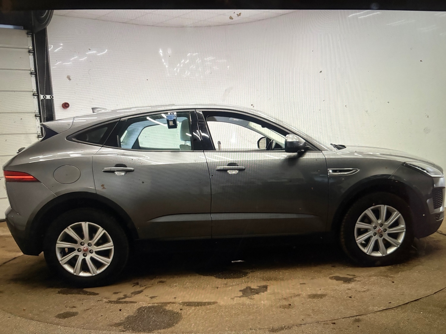 Used Jaguar E-Pace 2018 for sale - 77921598: Photo 6