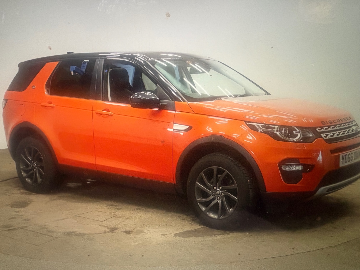Used Land Rover Discovery Sport 2016 for sale - 76758941: Photo 1