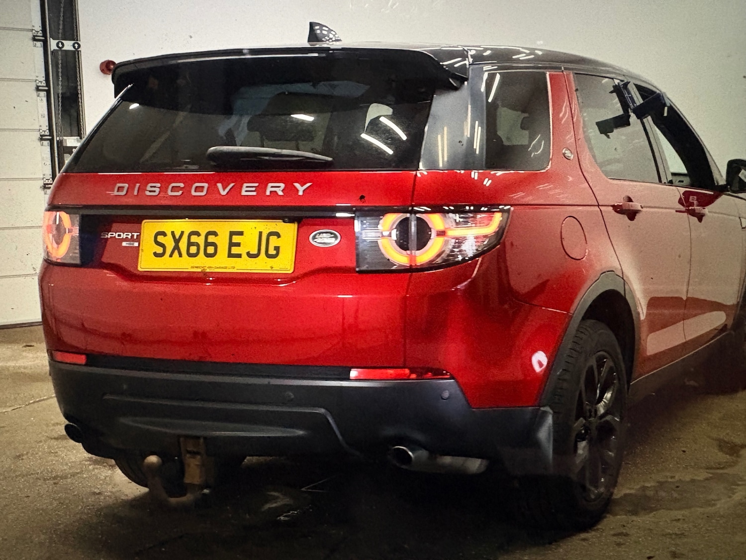 Used Land Rover Discovery Sport 2016 for sale - 77921689: Photo 2