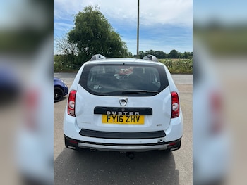 Used Dacia Duster 2016 for sale - 79048154: Photo
