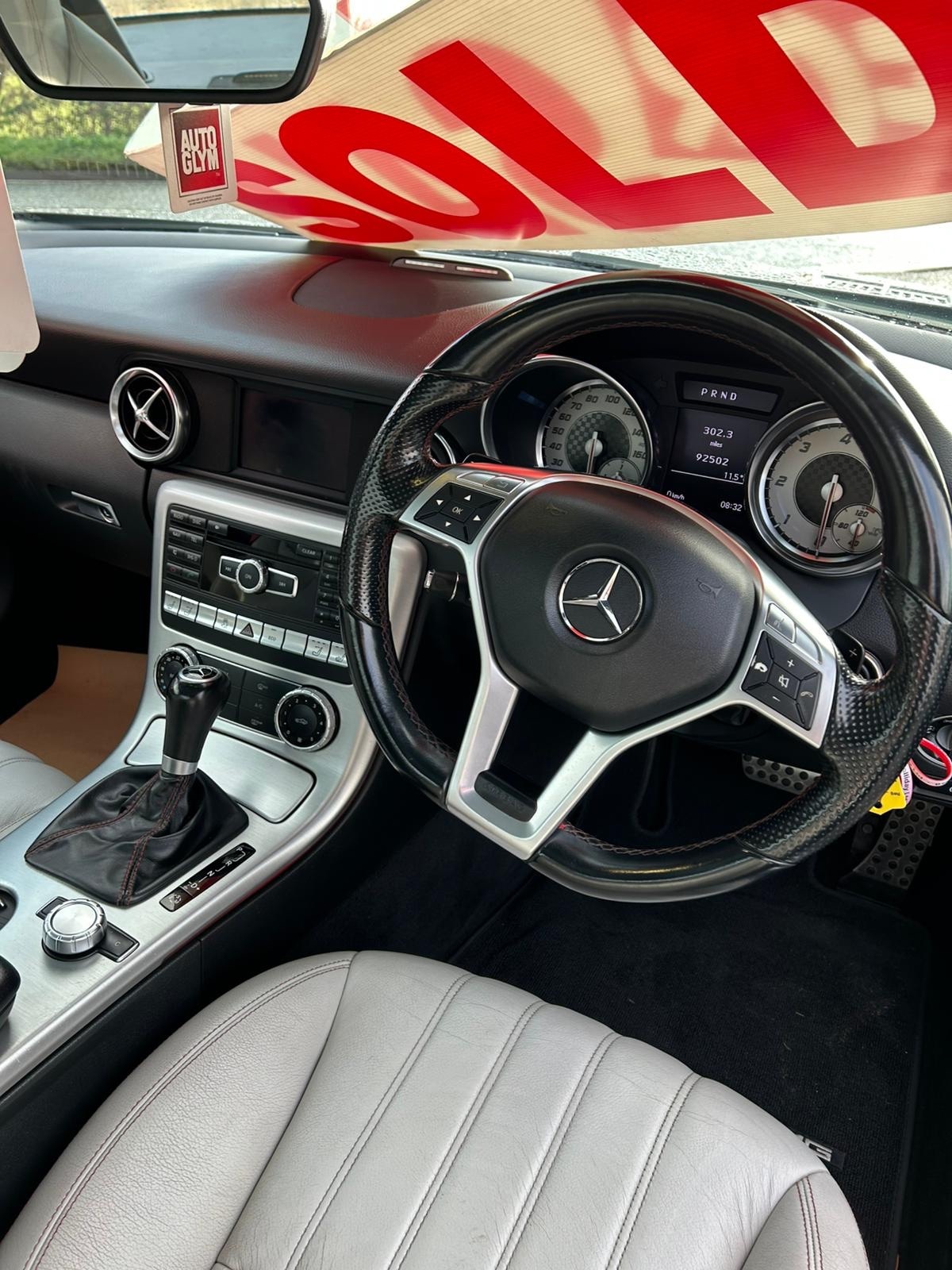 Used Mercedes-Benz SLK 2014 for sale - 76293338: Photo 11