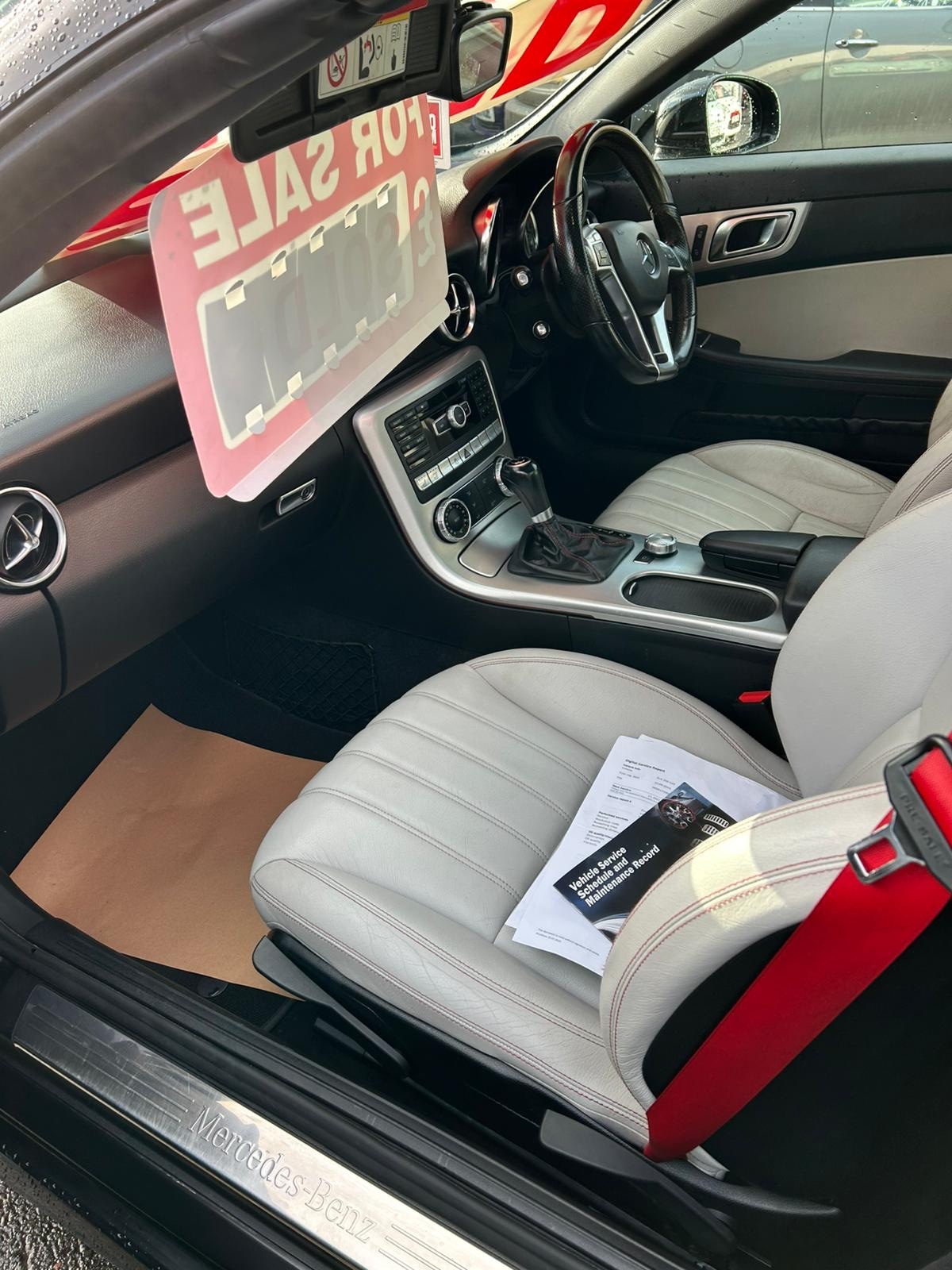 Used Mercedes-Benz SLK 2014 for sale - 76293338: Photo 9