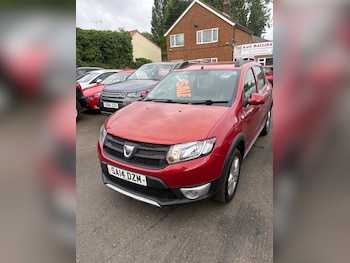 Used Dacia Sandero Stepway 2014 for sale - 78871137: Photo