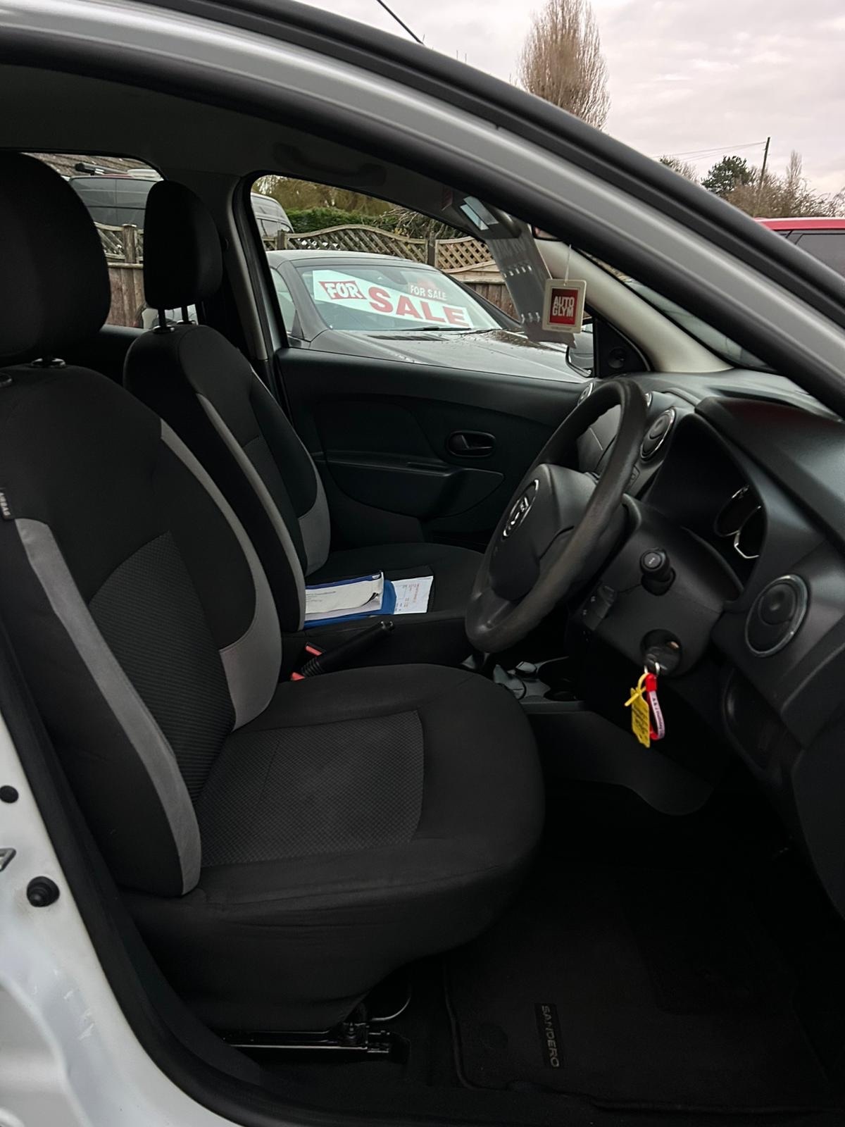 Used Dacia Sandero 2015 for sale - 76741475: Photo 12