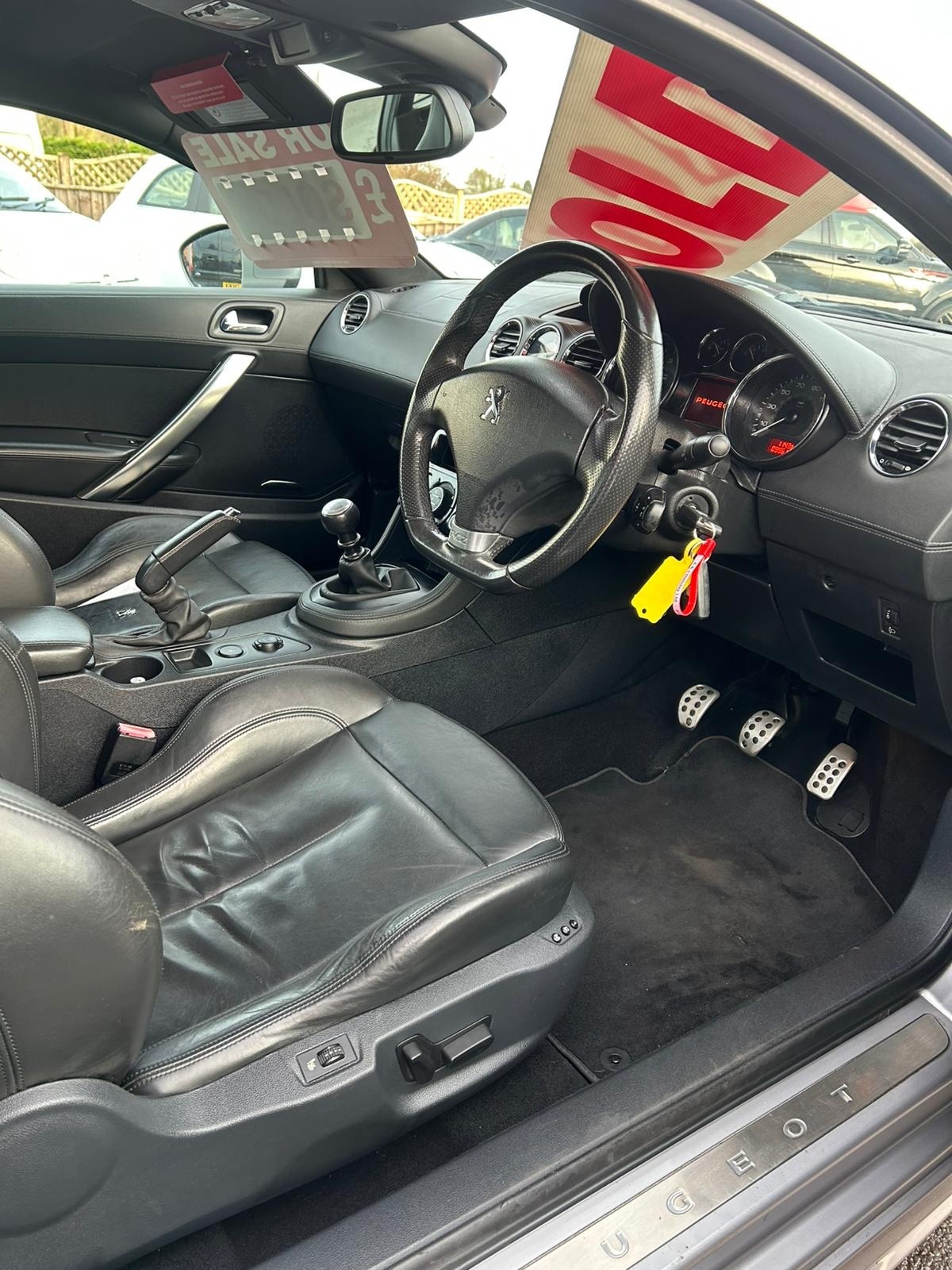 Used Peugeot RCZ 2011 for sale - 76741469: Photo 14