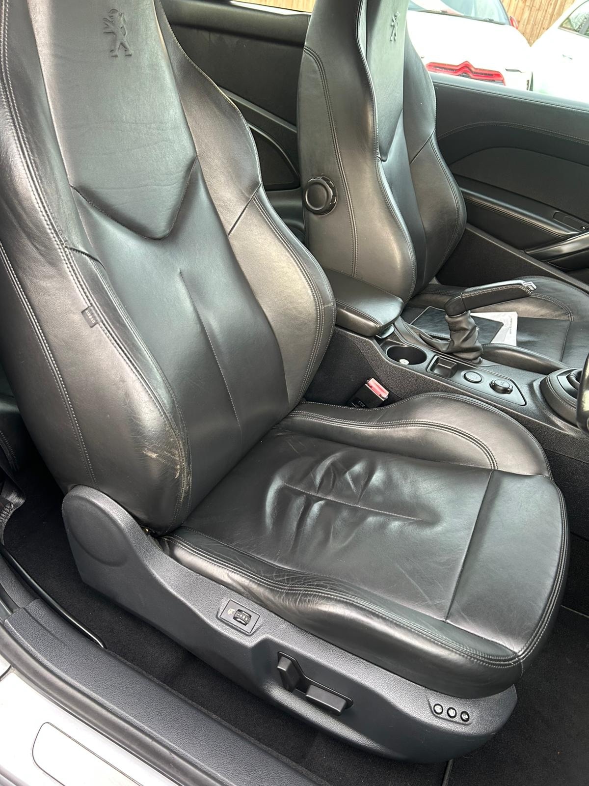 Used Peugeot RCZ 2011 for sale - 76741469: Photo 8