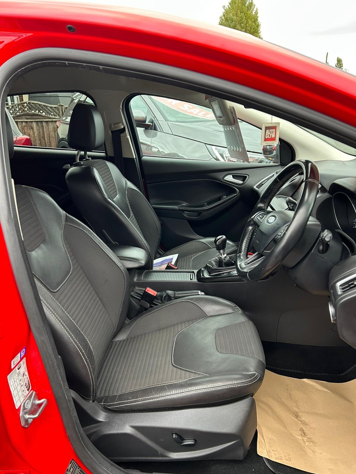 Used Ford Focus 2015 for sale - 75899762: Photo 14