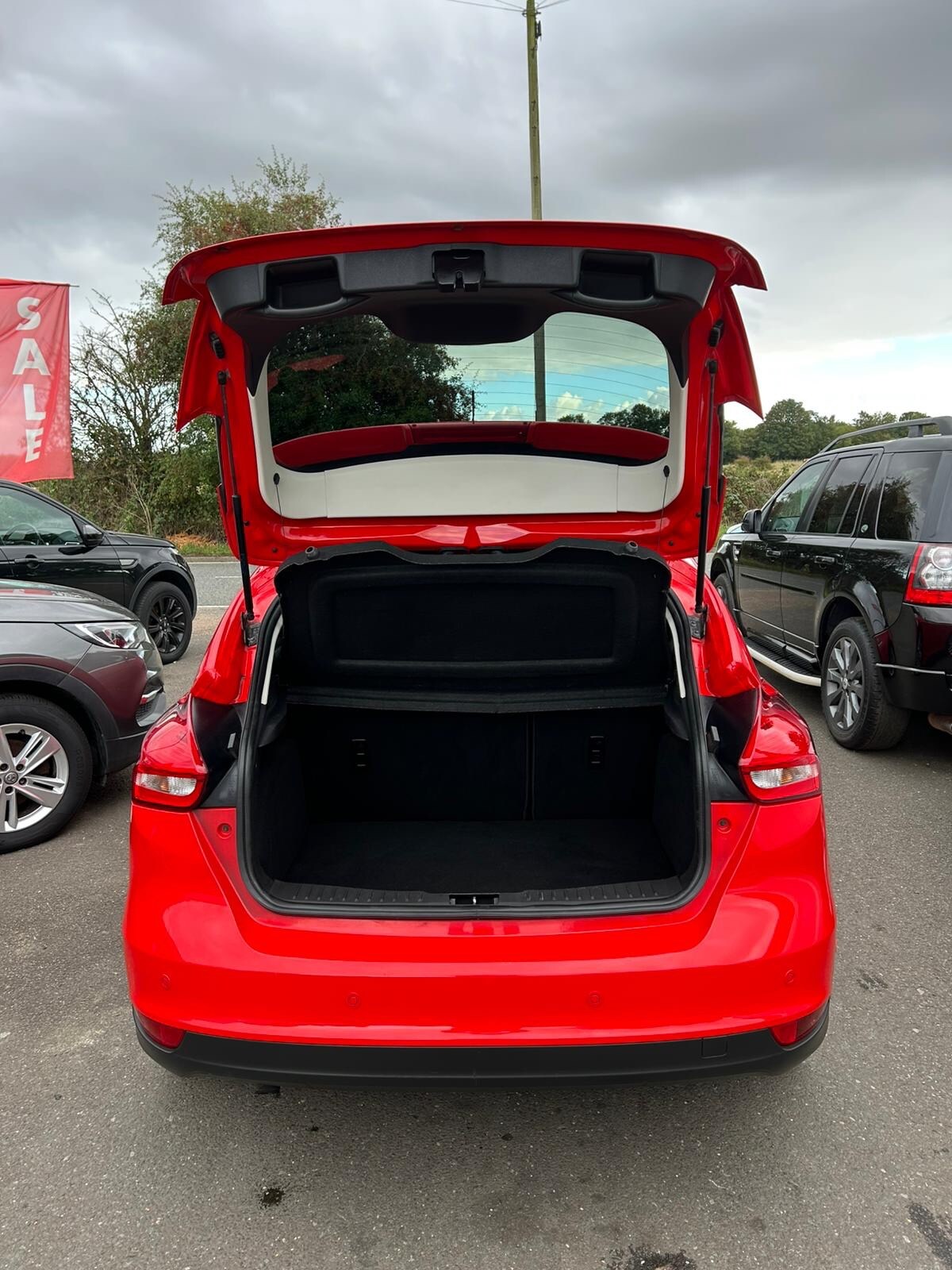 Used Ford Focus 2015 for sale - 75899762: Photo 9